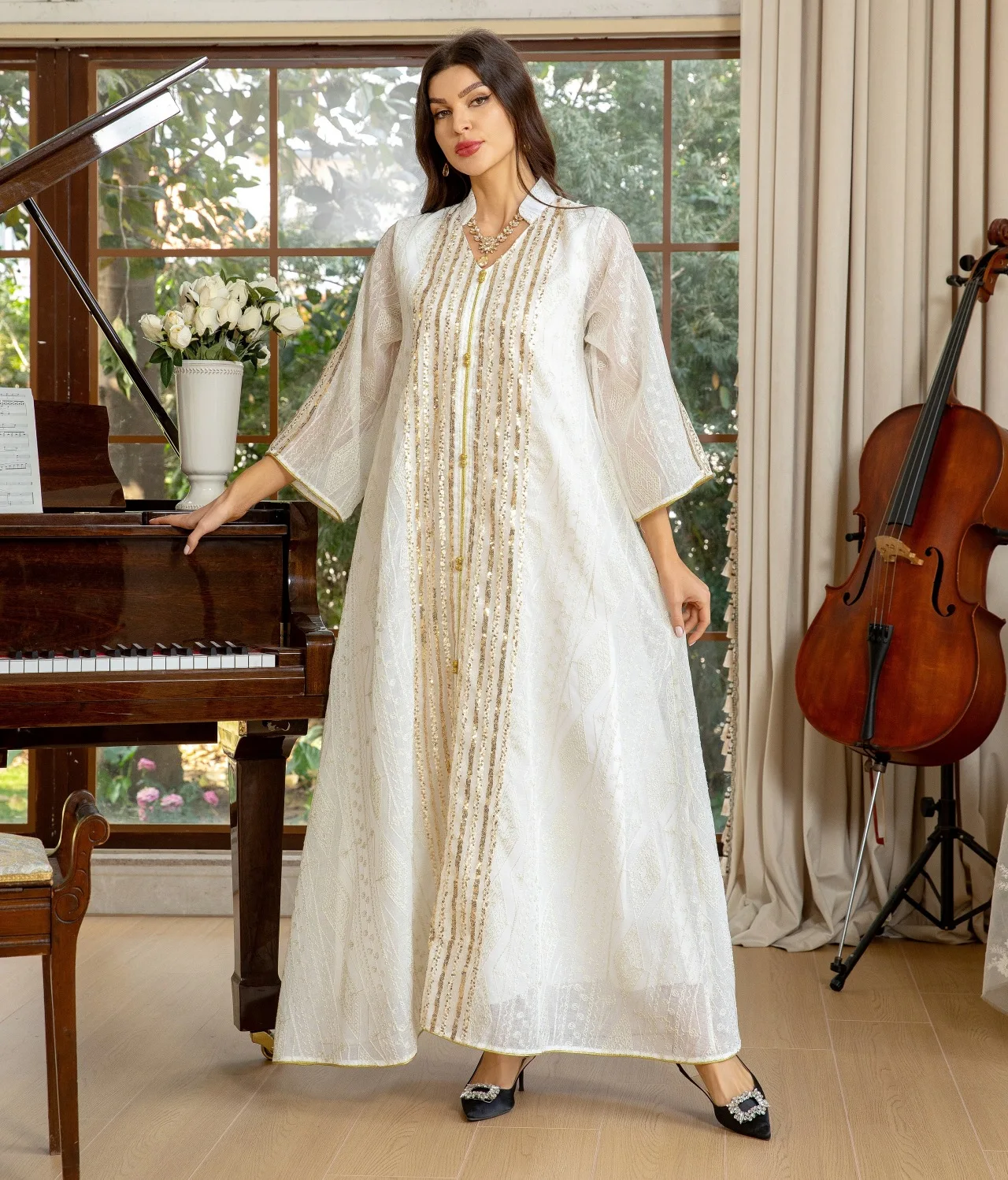 عباية عيد مطرزة بالترتر الشبكي - مراجعة Embroidery Kebaya وسعره